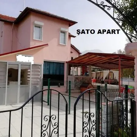 Aparthotel Sato