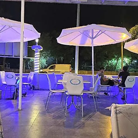 Sato Apartmanhotel 3*