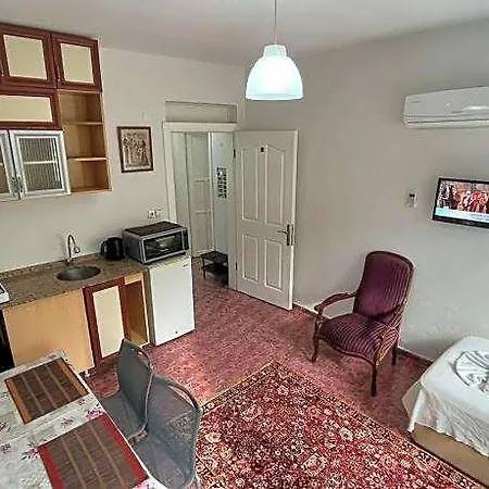 Sato Apartmanhotel 3*