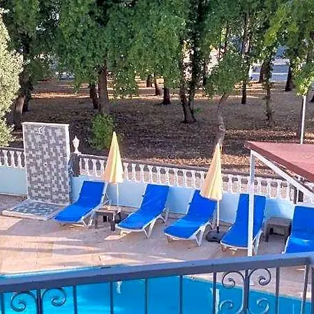 Apartmanhotel Sato