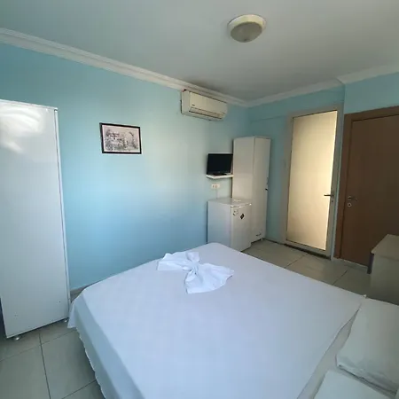 Aparthotel Sato